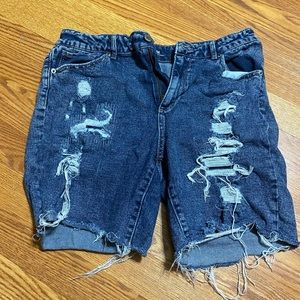 NO BOUNDARIES mid rise denim shorts